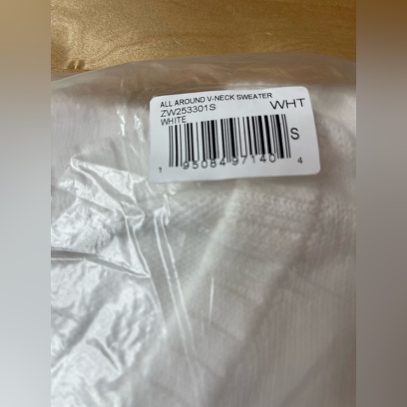 Z Supply Sweater Long Sleeve V- Neck Cropped Gray Women’s Size Small - Picture 7 of 8